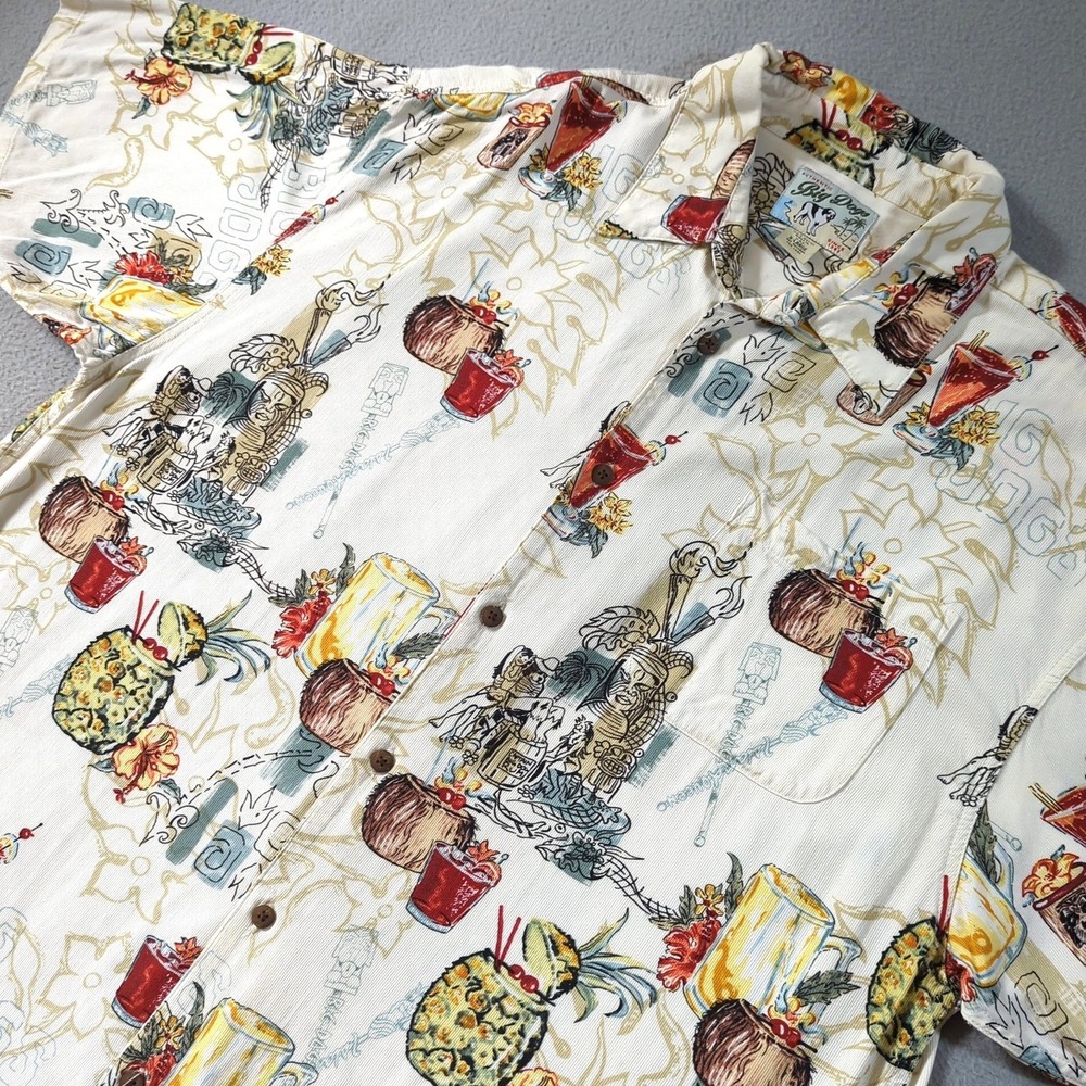 Big Dogs Hawaiian Shirt Mens XL Cream Tiki Bar Cocktail Rayon Camp Button Up